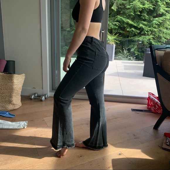 Bell bottom jeans (straight) rip in knee - black - Picture 3 of 3